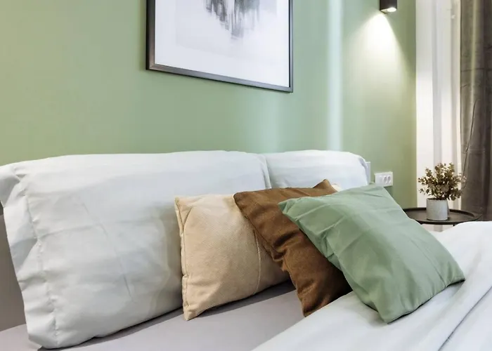 Halo - Victoria Boulevard Appartement