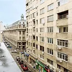 Apartment Halo - Victoria Boulevard I Carpark Nearby I Balcony