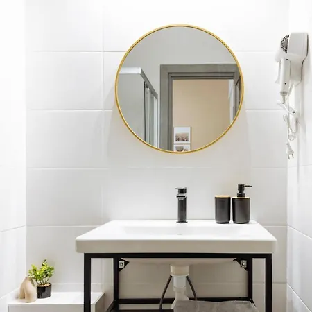 Apartment Halo - Victoria Boulevard I Carpark Nearby I Balcony *
