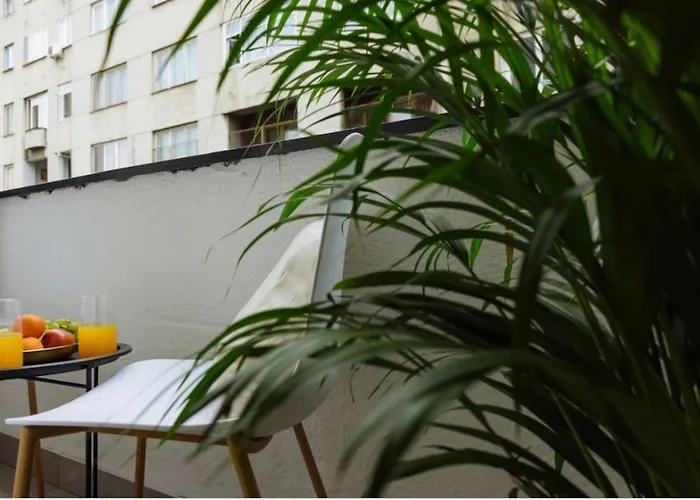 Halo - Victoria Boulevard Бухарест