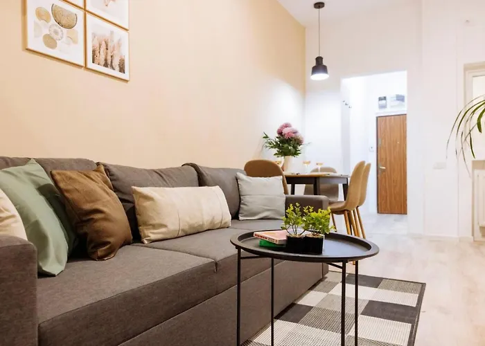 Halo - Victoria Boulevard